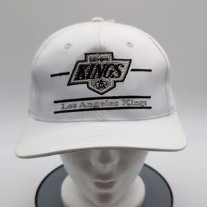 The Game| NWT Vintage NHL Los Angeles Kings White Sports Cap Snap Back